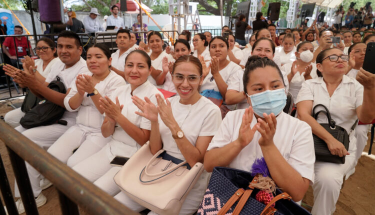 2023-04-15-Presidente-AMLO-Plan-de-Salud-Oaxaca-Foto-19