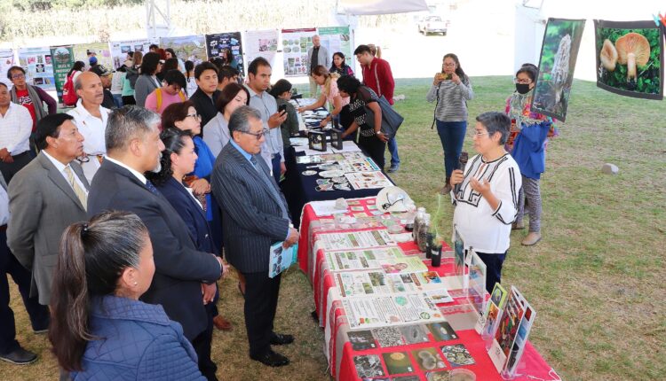 07 B Celebró UATx aniversario del Centro de Investigaciones en Ciencias Biológicas