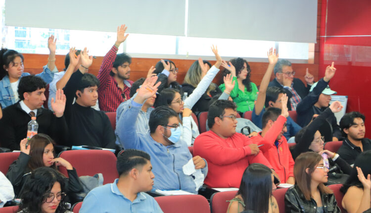 29 Presentaron en la UATx Sistema de Consulta de la Estadística de las Elecciones (3)
